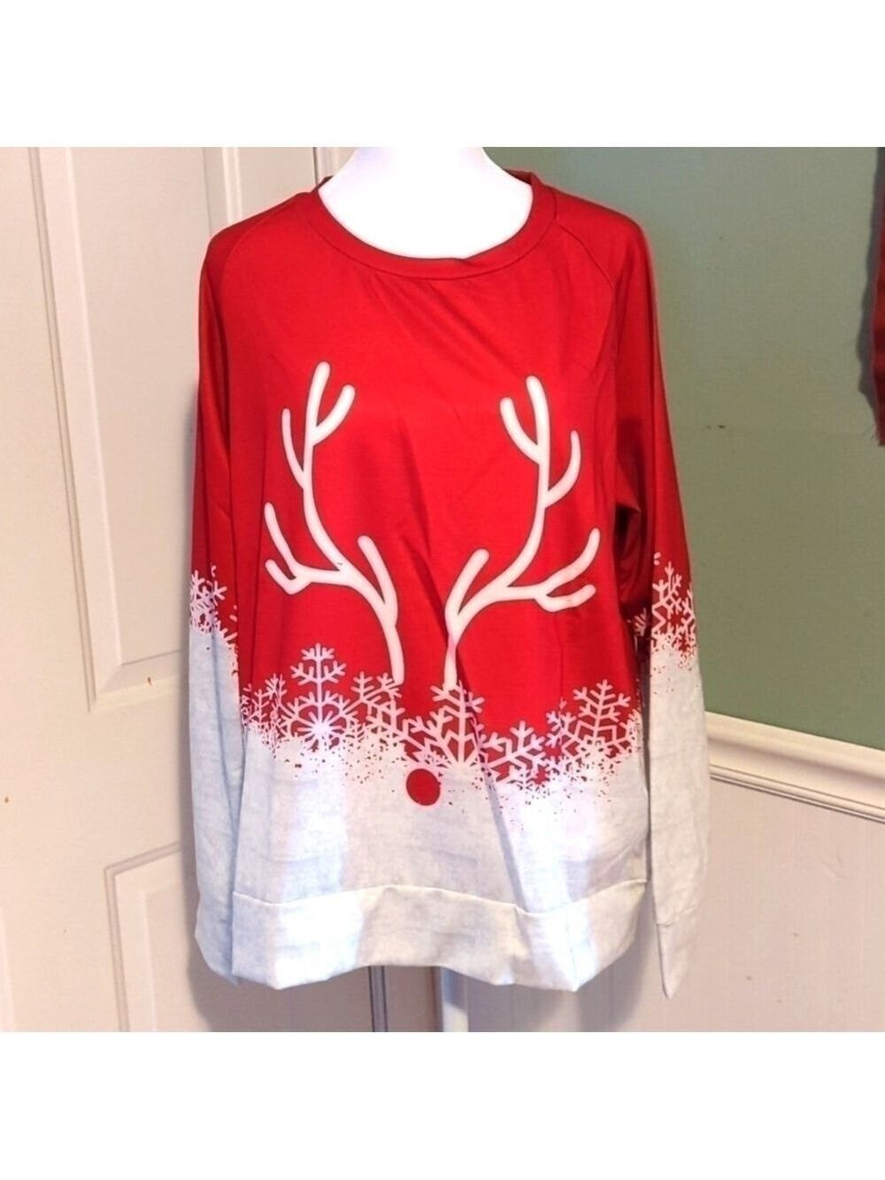 Womens Extra Large Long Sleeve Reindeer Holiday Top
